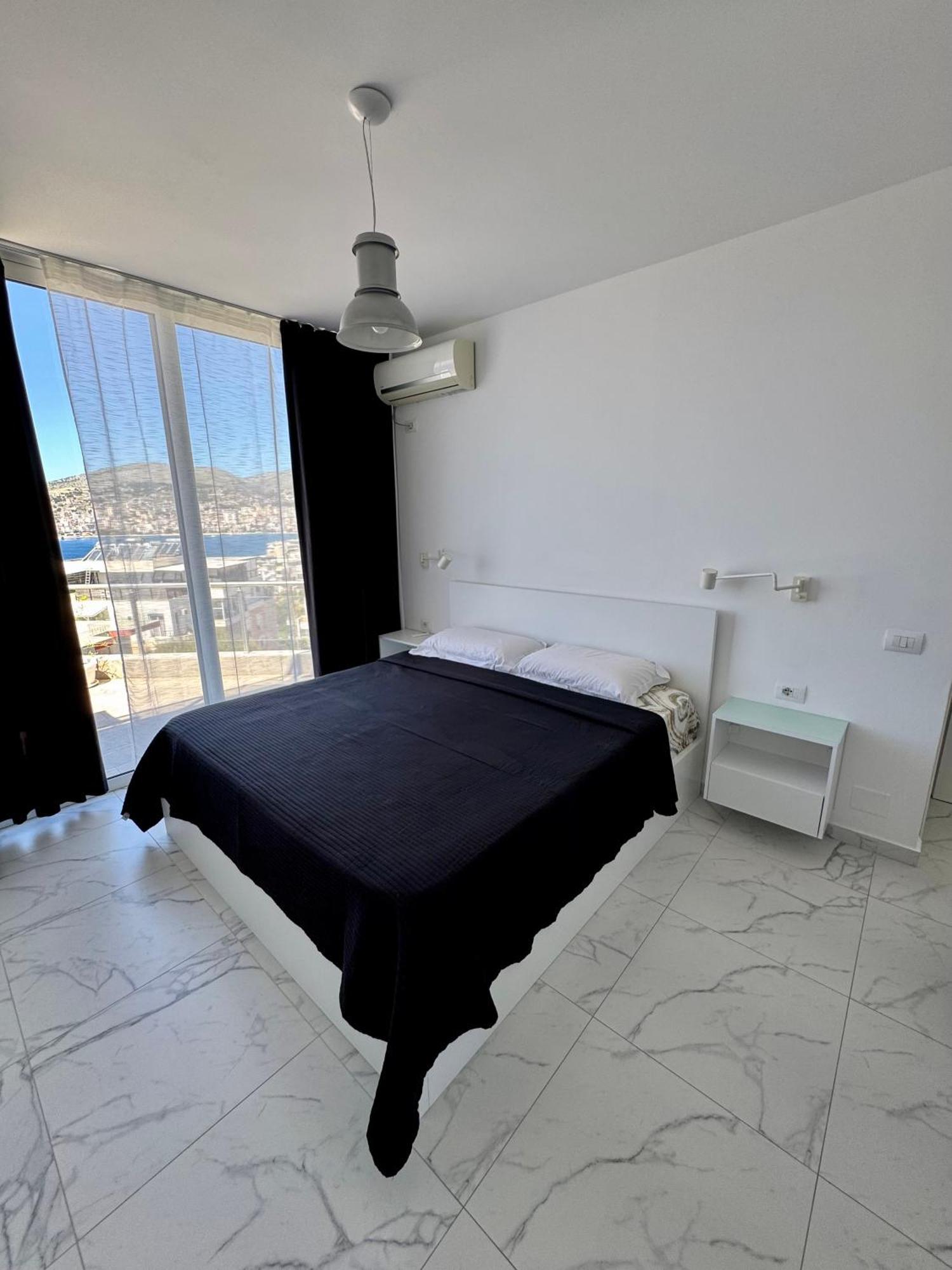 Penthouse Paulina * Sarandë